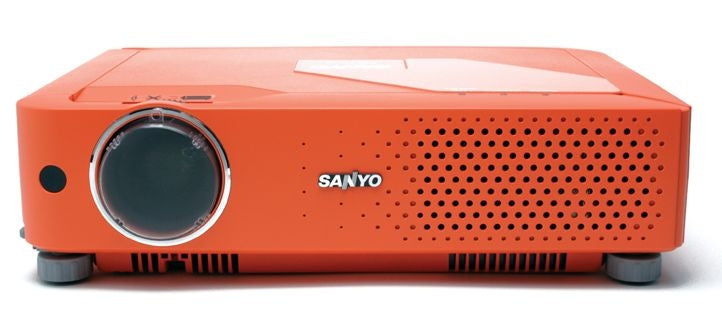 Sanyo Pro XtraX Projector PLC-XE31 No remote